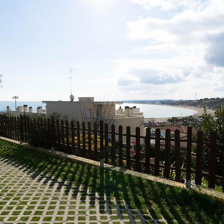דירות נומאנה Casa Linda, A Due Passi Dal Mare מראה חיצוני תמונה