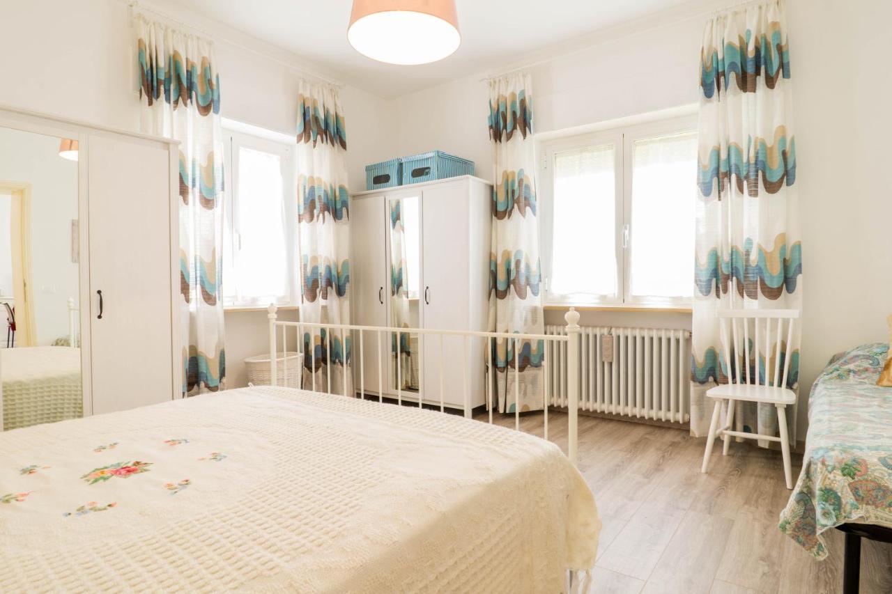 דירות נומאנה Casa Linda, A Due Passi Dal Mare מראה חיצוני תמונה