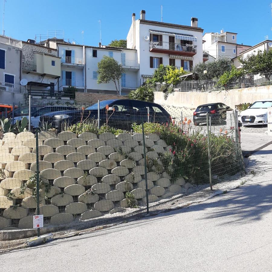 דירות נומאנה Casa Linda, A Due Passi Dal Mare מראה חיצוני תמונה